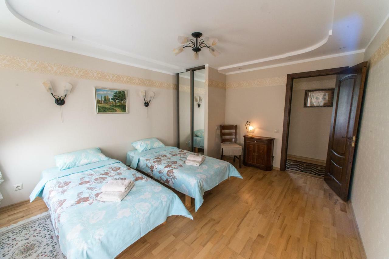Kodu Hotell Narva-Jõesuu Exteriör bild